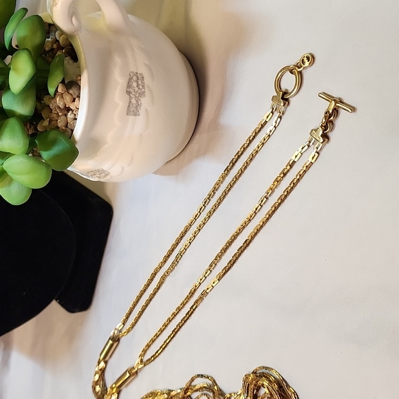 Michael Kors gold necklace - Picture 4 of 8